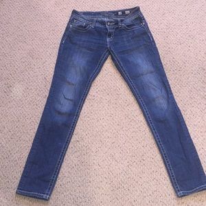 Women’s Miss Me Jeans (Size 28)